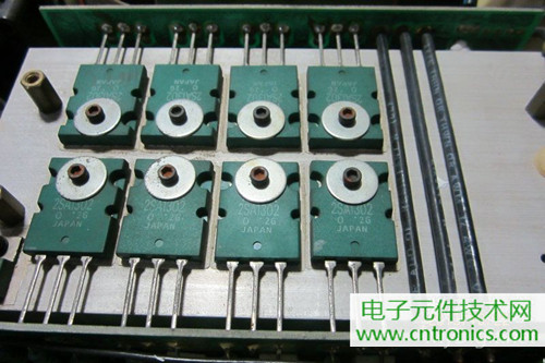 用料很給力！專業后級功放美國高峰FA1201拆解