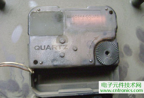 拆個老古董，日本精工石英電子掛鐘拆解
