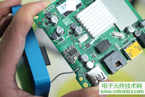 【拆解】不如小米?愛奇藝盒子全網(wǎng)首拆