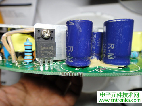 高端大氣上檔次！智能遙控調光LED吸頂燈拆解