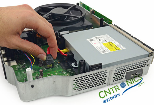 不容錯(cuò)過(guò)！大神級(jí)拆解力作：X-BOX ONE 解密內(nèi)部結(jié)構(gòu)!！