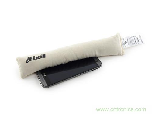 牛人強拆！新HTC One(M8)真機精密做工難修理