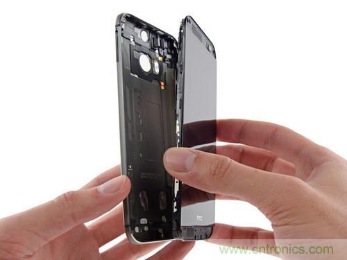 牛人強拆！新HTC One(M8)真機精密做工難修理