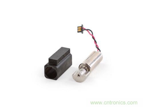 牛人強拆！新HTC One(M8)真機精密做工難修理