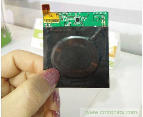 以上三個(gè)分別是為藍(lán)牙耳機(jī)、智能手表與手機(jī)設(shè)計(jì)的超薄無(wú)線充電模組