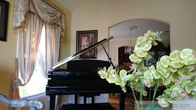 傳奇索尼，憑借Sony Xperia Z5能否在移動市場奪得一席之地？