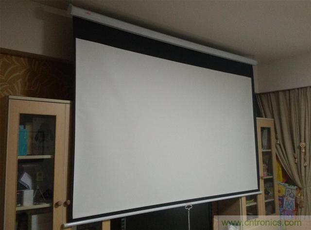 無屏電視時(shí)代已然來臨，客廳你做好準(zhǔn)備了嗎？