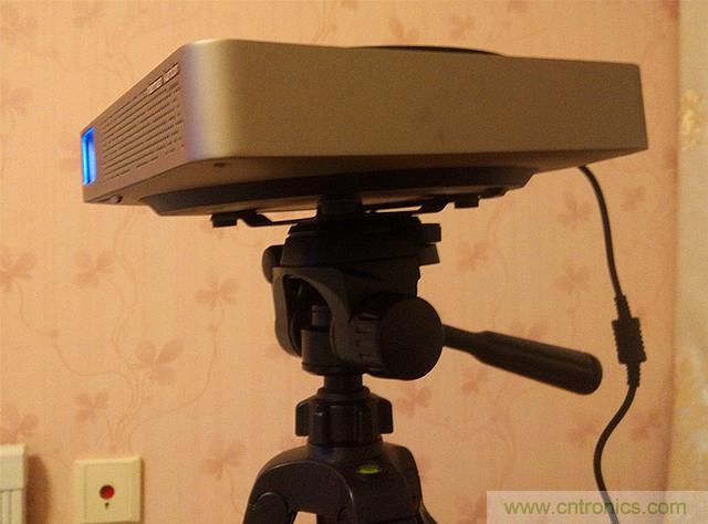 無屏電視時(shí)代已然來臨，客廳你做好準(zhǔn)備了嗎？