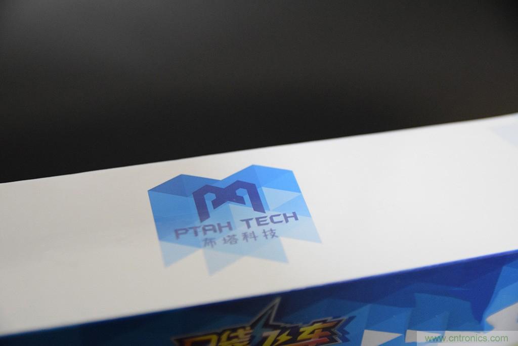 虛擬與現(xiàn)實(shí)相結(jié)合的飛車游戲，讓你體驗(yàn)速度與激情的碰撞！