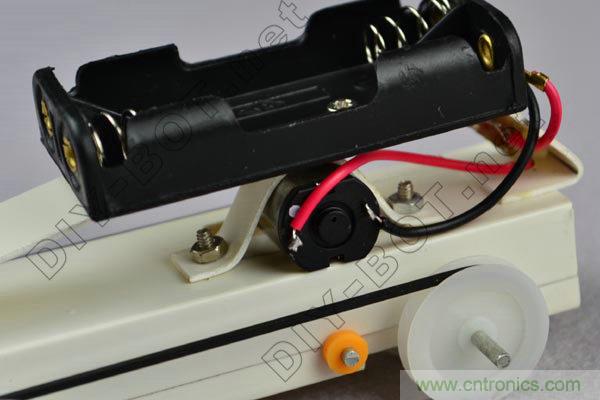 買不起就自己DIY一個四驅(qū)車&ldquo;速行者&rdquo;