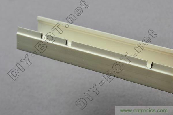 買不起就自己DIY一個四驅(qū)車&ldquo;速行者&rdquo;