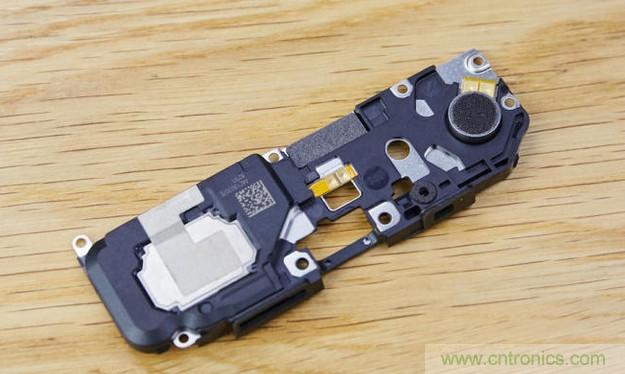 拆解黑鯊手機：多級直觸一體式液冷系統有什么門道？