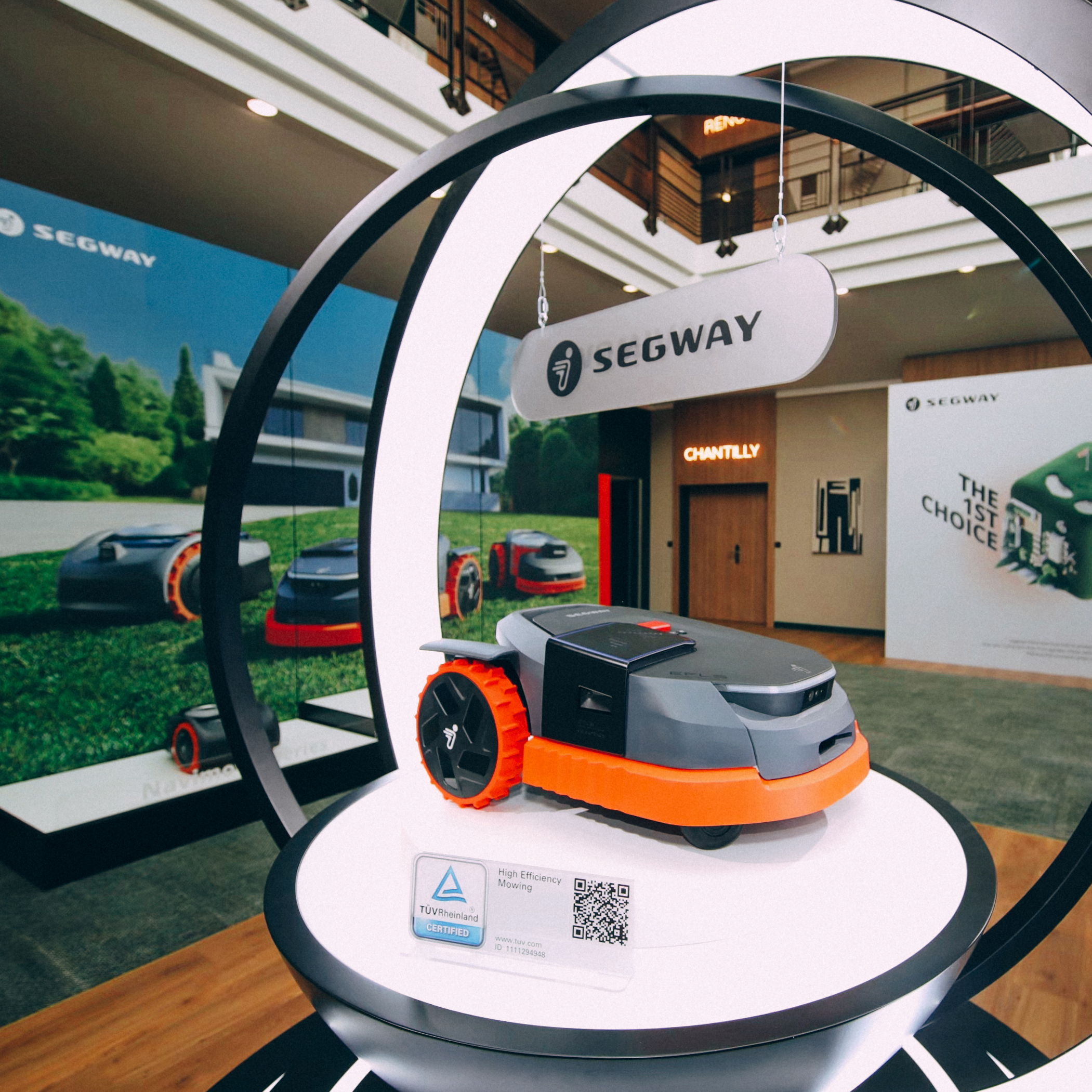 意法半導體推出車規衛星導航芯片跨界賦能賽格威智能割草機